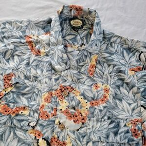 Tommy Bahama Camp Shirt Mens L  Guiater AOP Short Sleeve Rayon Button‎ Up Camp